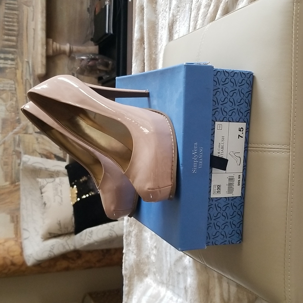 Vera Wang Platform Shoes